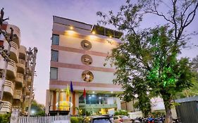 Hotel Amrit Residency